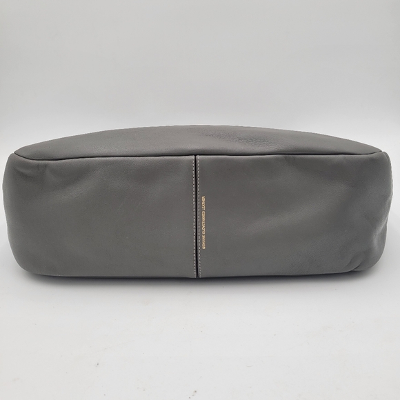 Coach 1941 Bedford Hobo In Heather Grey - Picture 4 of 16